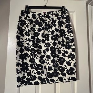 Loft Skirt off white with black NWT size 10